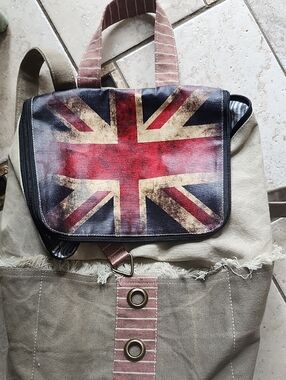 PineCreek Canvas Messenger Bag with Union Jack Flap